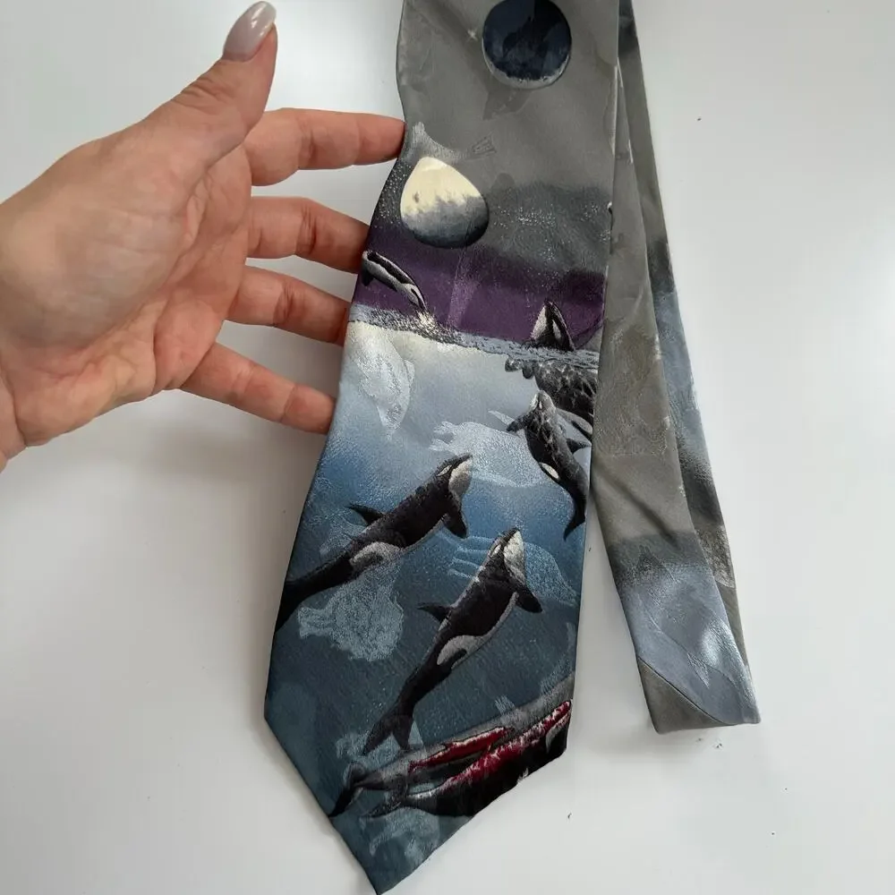 VTG Endangered‎ Species Men's 100% Silk Killer Whales Holographic Print Wide Tie